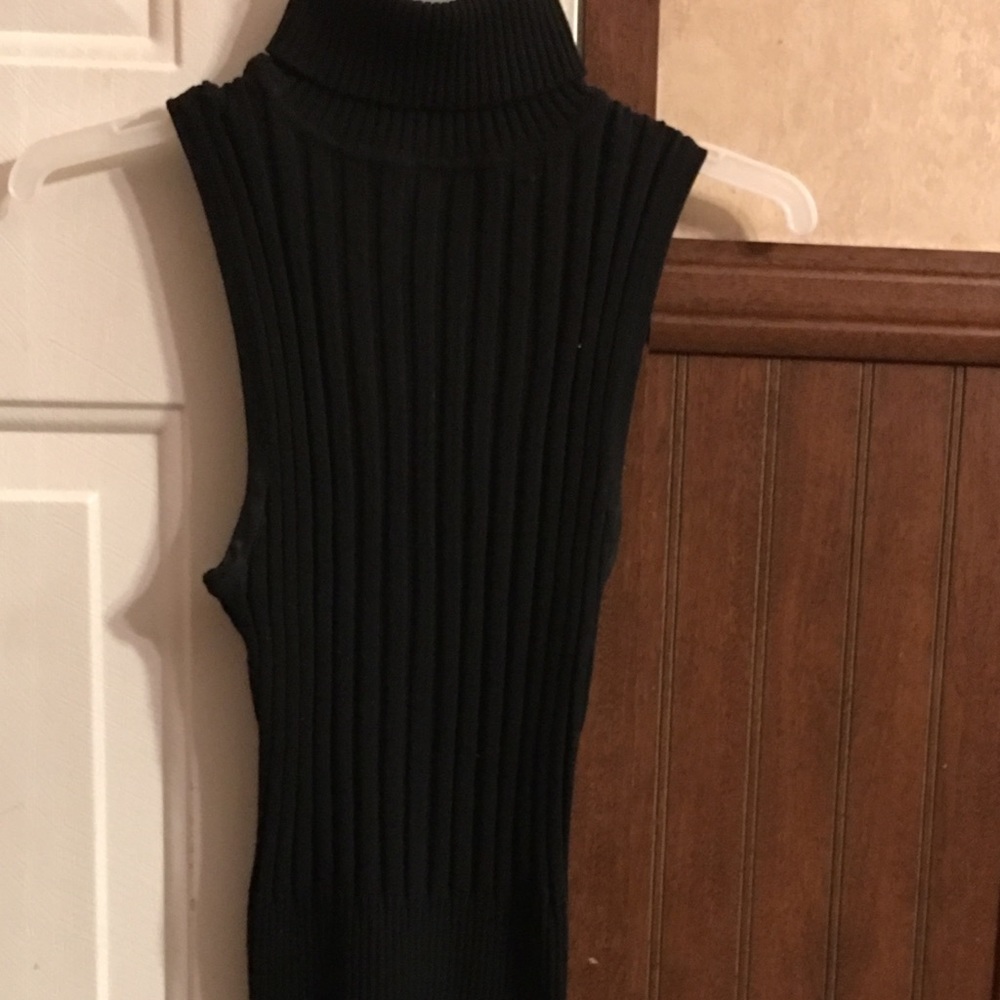 Sleeveless sweater🛍